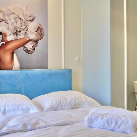 Art Apartments Warszawska 21 كاتوفيتسه المظهر الخارجي الصورة
