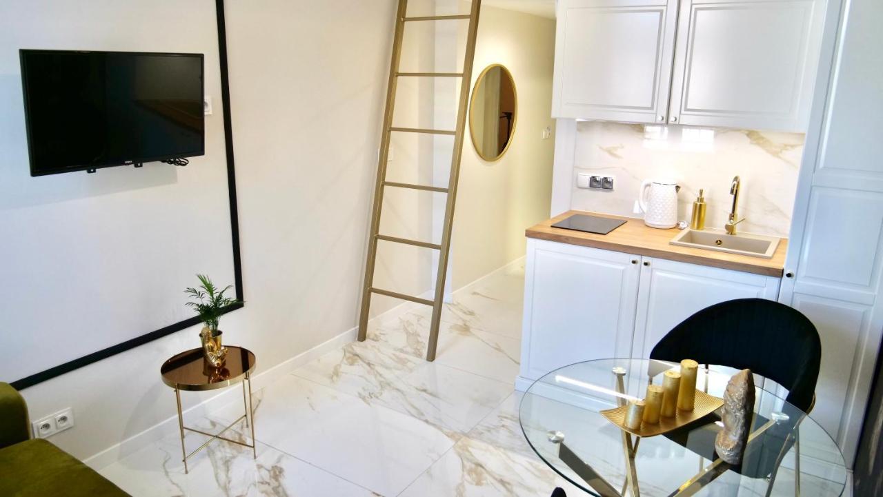 Art Apartments Warszawska 21 كاتوفيتسه المظهر الخارجي الصورة