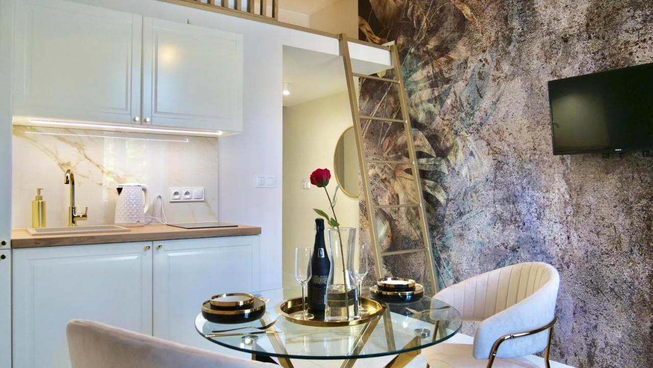 Art Apartments Warszawska 21 كاتوفيتسه المظهر الخارجي الصورة