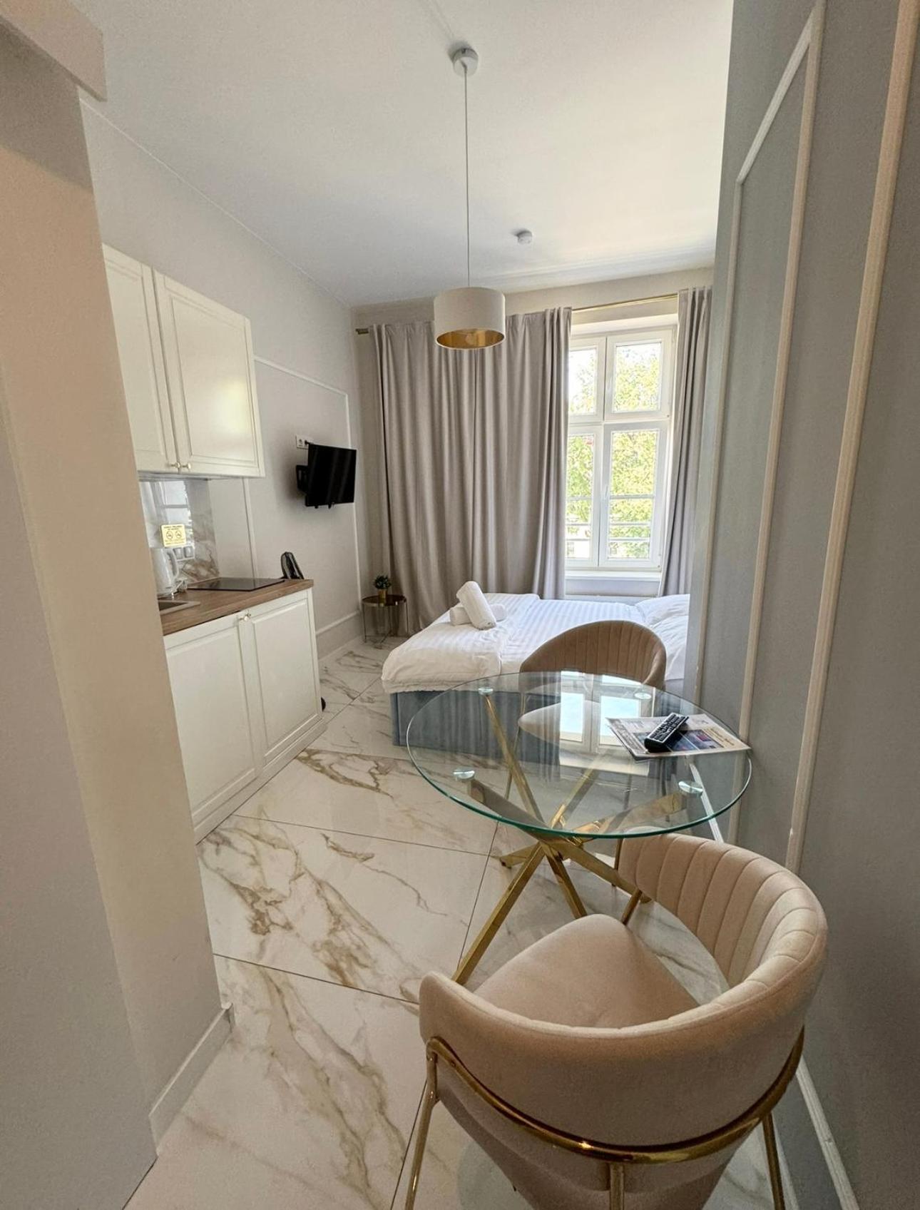 Art Apartments Warszawska 21 كاتوفيتسه المظهر الخارجي الصورة
